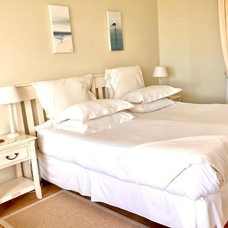 Dolphins' Playground Beachfront B&B Plettenberg Bay Bagian luar foto