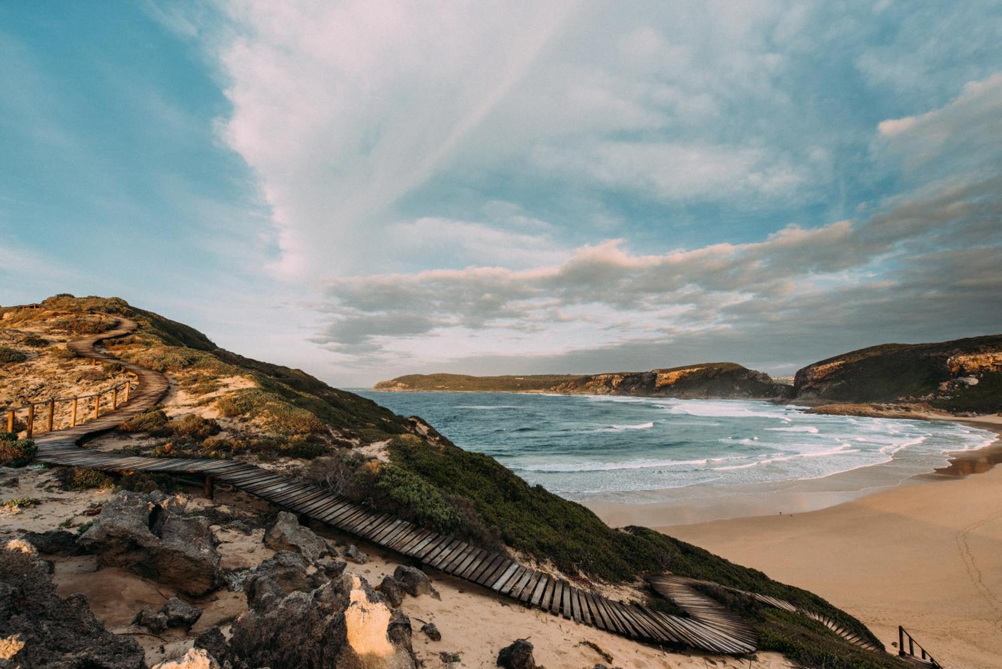 Dolphins' Playground Beachfront B&B Plettenberg Bay Bagian luar foto